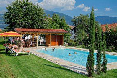 Piscina con acqua salata