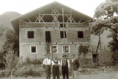 1951 - Reconstruction of the Rimmele courtyard